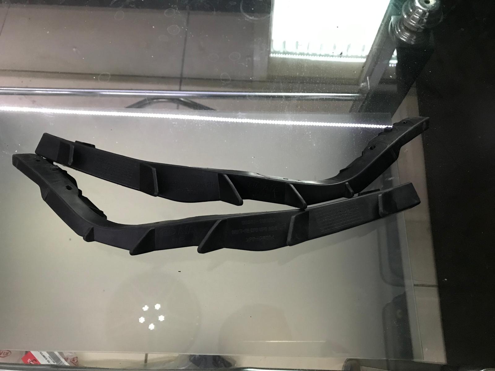 Kia Rio (12-15) Ön Tampon Sağ ve Sol Braket 